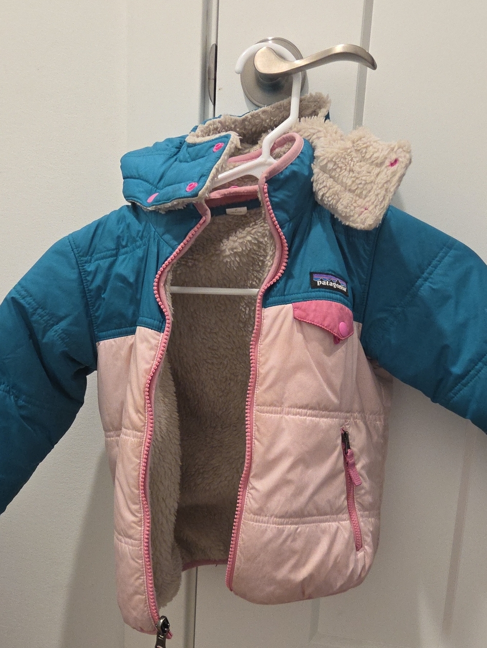 Patagonia Kids Teal and Light Pink Hooded Puffer Jacket